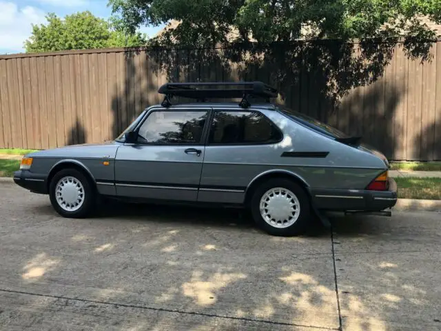 1991 Saab 900 2d