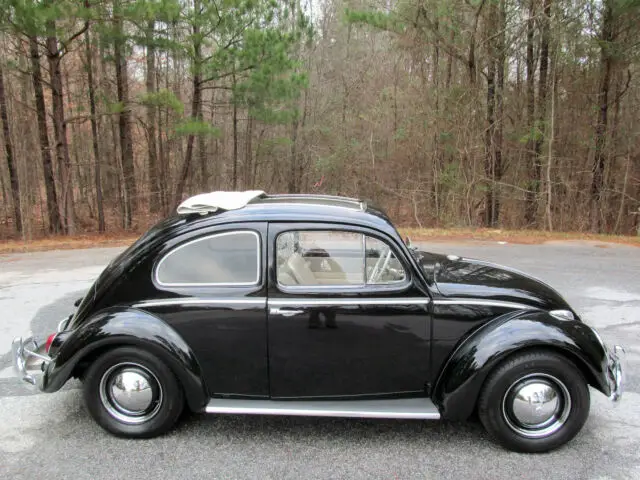 1962 Volkswagen Beetle - Classic Ragtop