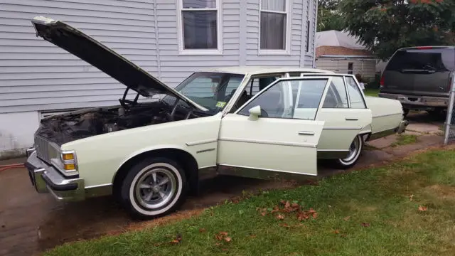 1979 Pontiac Bonneville Bonneville