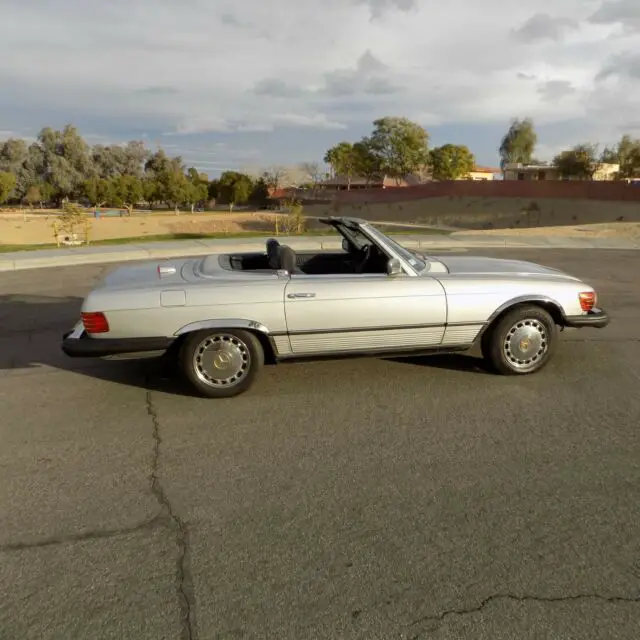 1984 Mercedes-Benz SL-Class