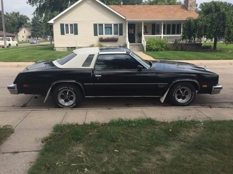 1977 Oldsmobile Cutlass supreme broughm