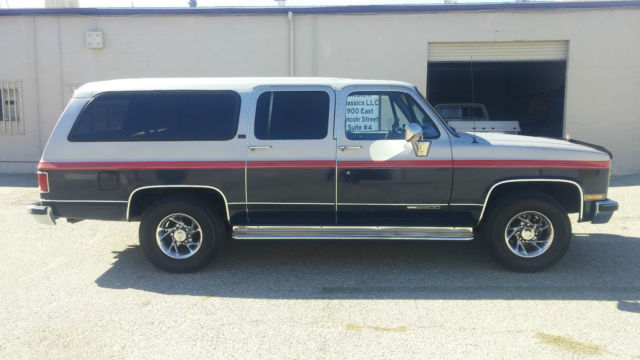 1990 GMC Suburban SLE