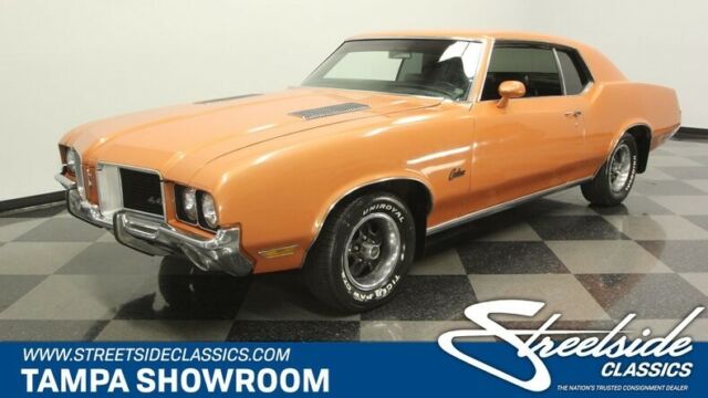 1972 Oldsmobile Cutlass --