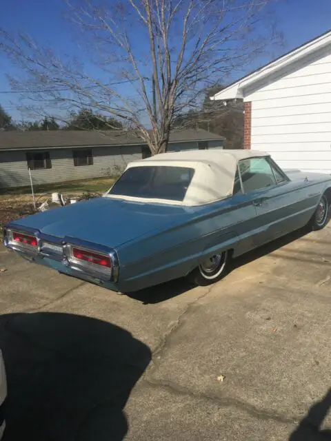 1964 Ford Thunderbird leather