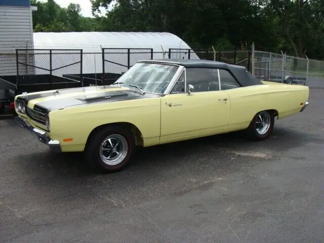 1969 Plymouth Road Runner 4 speed