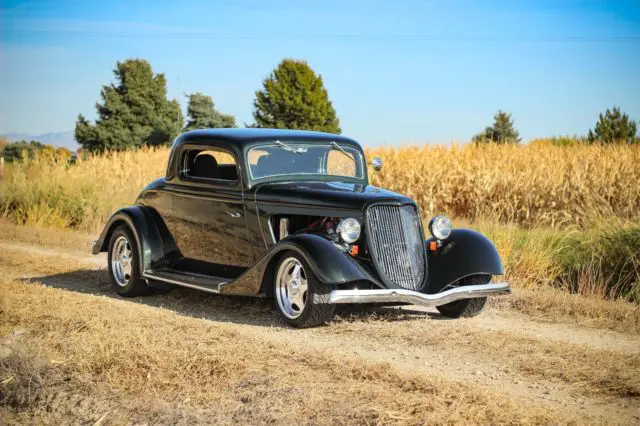 1933 Ford 3 Window Coupe