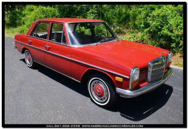 1969 Mercedes-Benz 200-Series W115