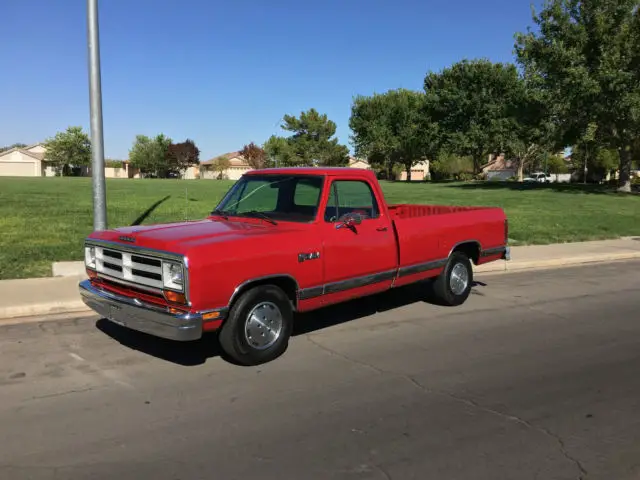 1989 Dodge Other Pickups DODGE LONG BED RED D100 V8 318 1989