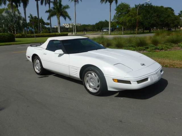 1992 Chevrolet Corvette Base 2dr Convertible