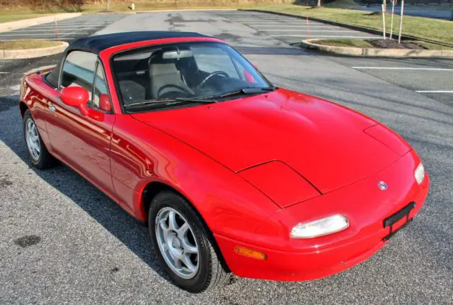 1994 Mazda MX-5 Miata NO RESERVE GARAGE KEPT CLEAN 5 SPEED ALL STOCK