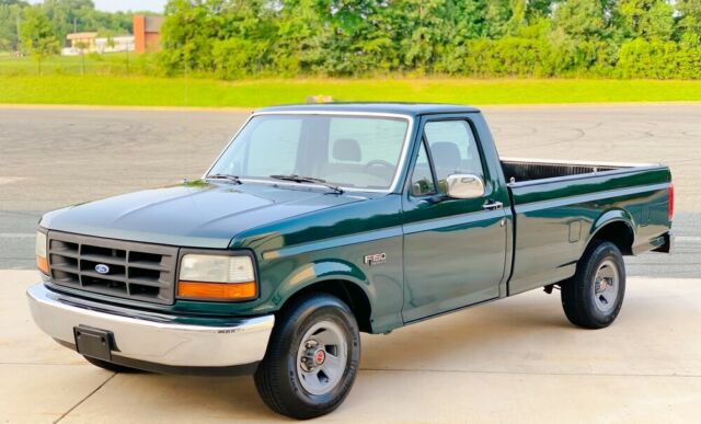 1992 Ford F-150 No Reserve 33k Miles Long Bed 5-Speed Ford F-150