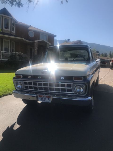 1965 Ford F-100