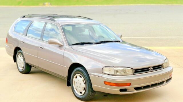 1992 Toyota Camry No Reserve 89k Miles Wagon LE