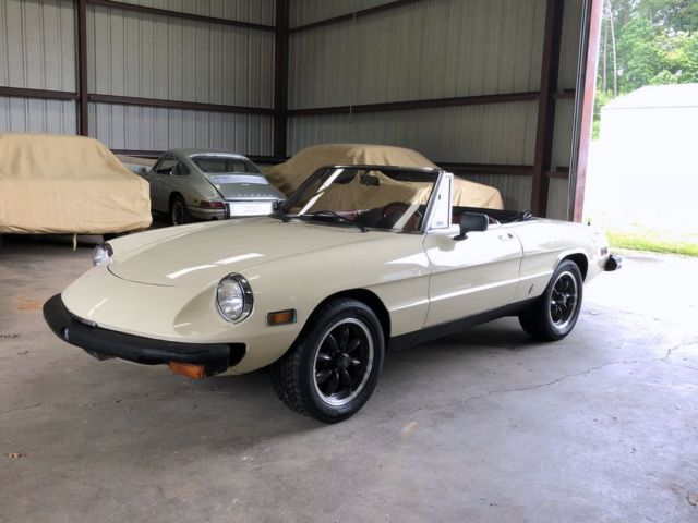 1980 Alfa Romeo Spider 2000