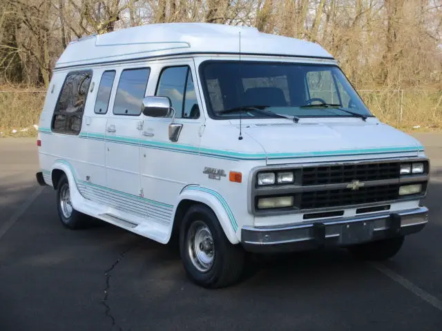 1993 Chevrolet G20 Van HANDICAP HIGH TOP WHEELCHAIR CONVERSION VAN BUS