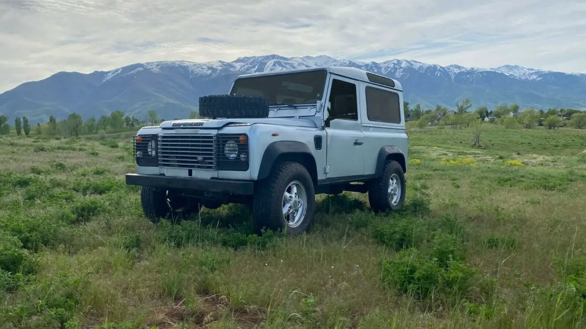 1984 Land Rover Defender D90