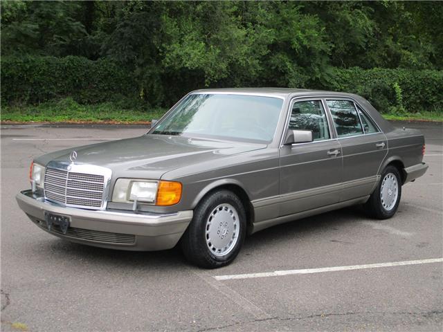 1990 Mercedes-Benz 300-Series 300SE 1 OWNER! 88K MILES! ICE COLD A/C!
