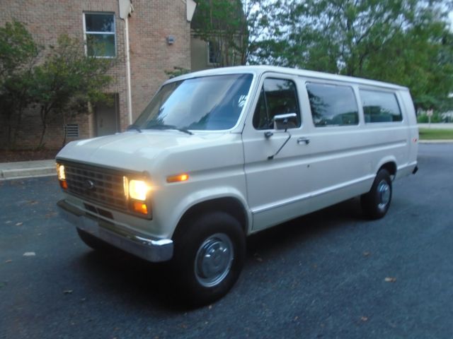 1990 Ford E-Series Van