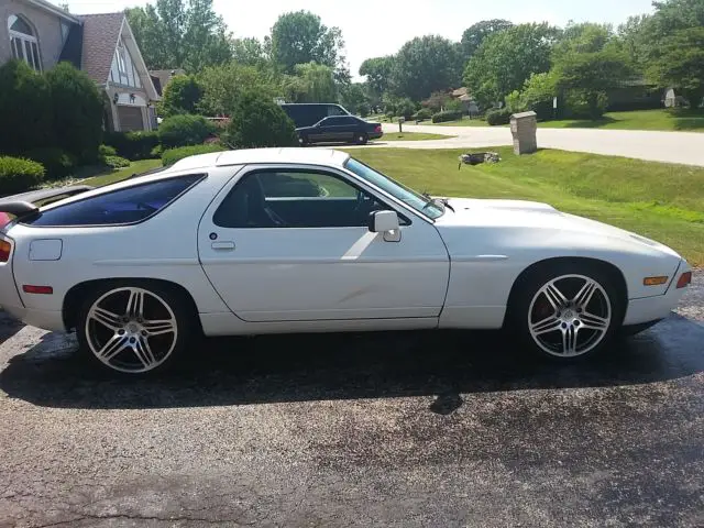 1990 Porsche 928 S4 GT