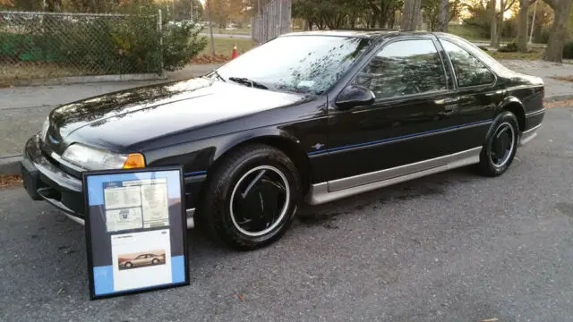 1990 Ford Thunderbird SC 35th Anniversary Edition 29,000 miles!