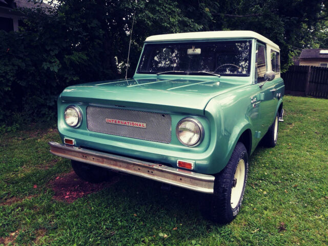 1966 International Harvester Scout Champagne Edition 800