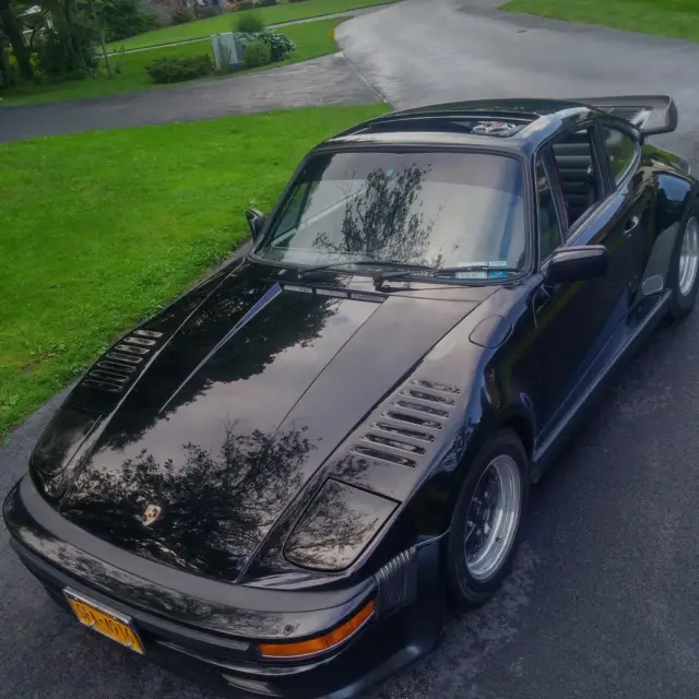 1985 Porsche 911 M491