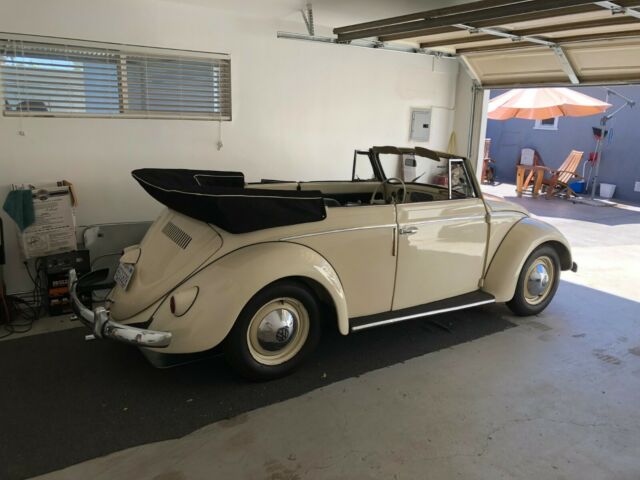 1957 Volkswagen Beetle - Classic convertible