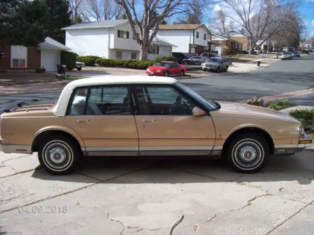 1990 Oldsmobile Ninety-Eight Brougham