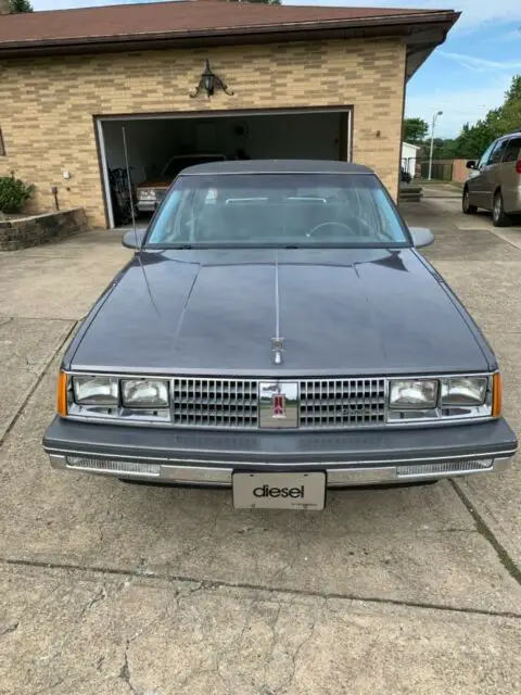 1985 Oldsmobile Ninety-Eight Brougham