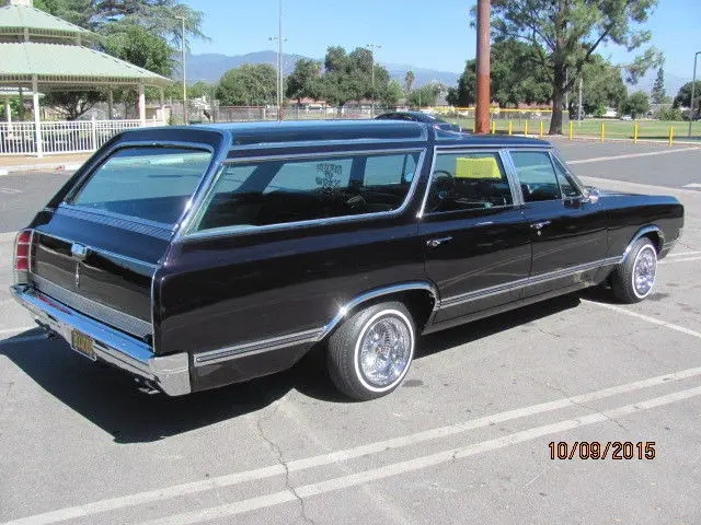 1965 Oldsmobile Custom Cruiser vista cruiser