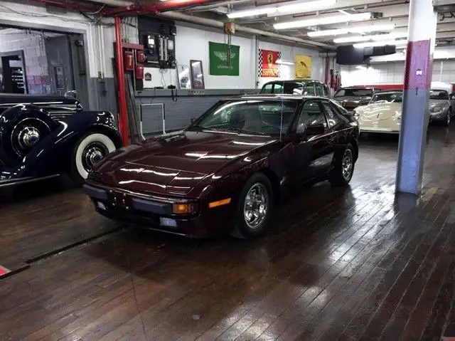 1984 Porsche 944