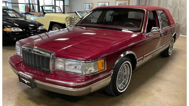 1991 Lincoln Town Car SIGNATURE SERIES