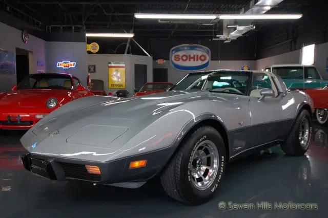 1978 Chevrolet Corvette B2Z Silver Anniversary Edition