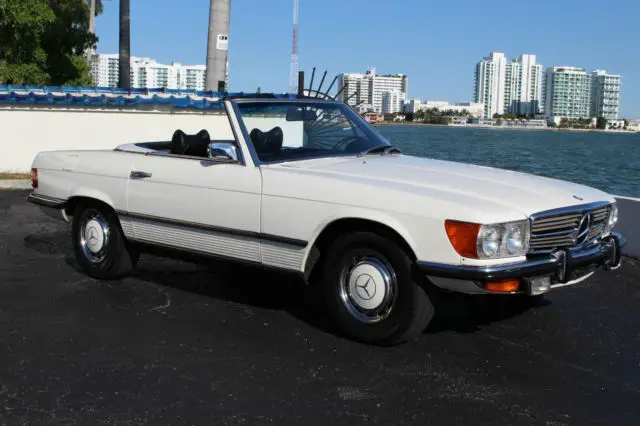 1972 Mercedes-Benz SL-Class 350SL R107 Roadster