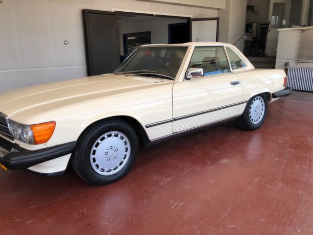 1988 Mercedes-Benz SL-Class