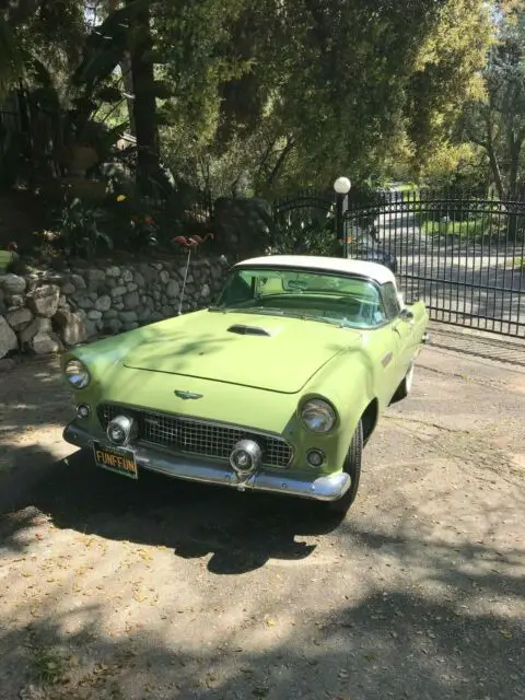 1956 Ford Thunderbird