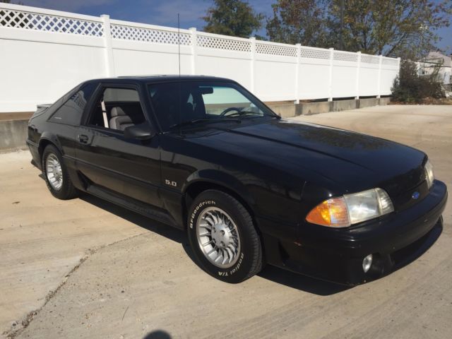 1990 Ford Mustang GT HATCHBACK