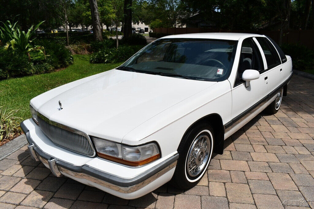 1992 Buick Roadmaster 37,966 Actual Miles Simply Gorgeous Loaded!!