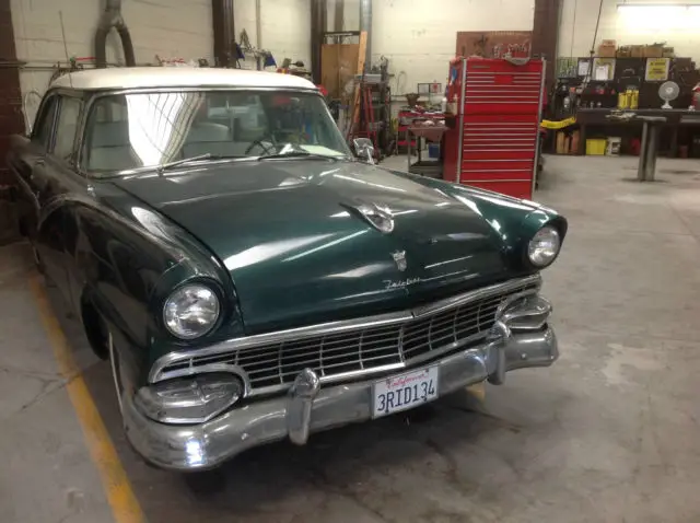 1956 Ford Fairlane