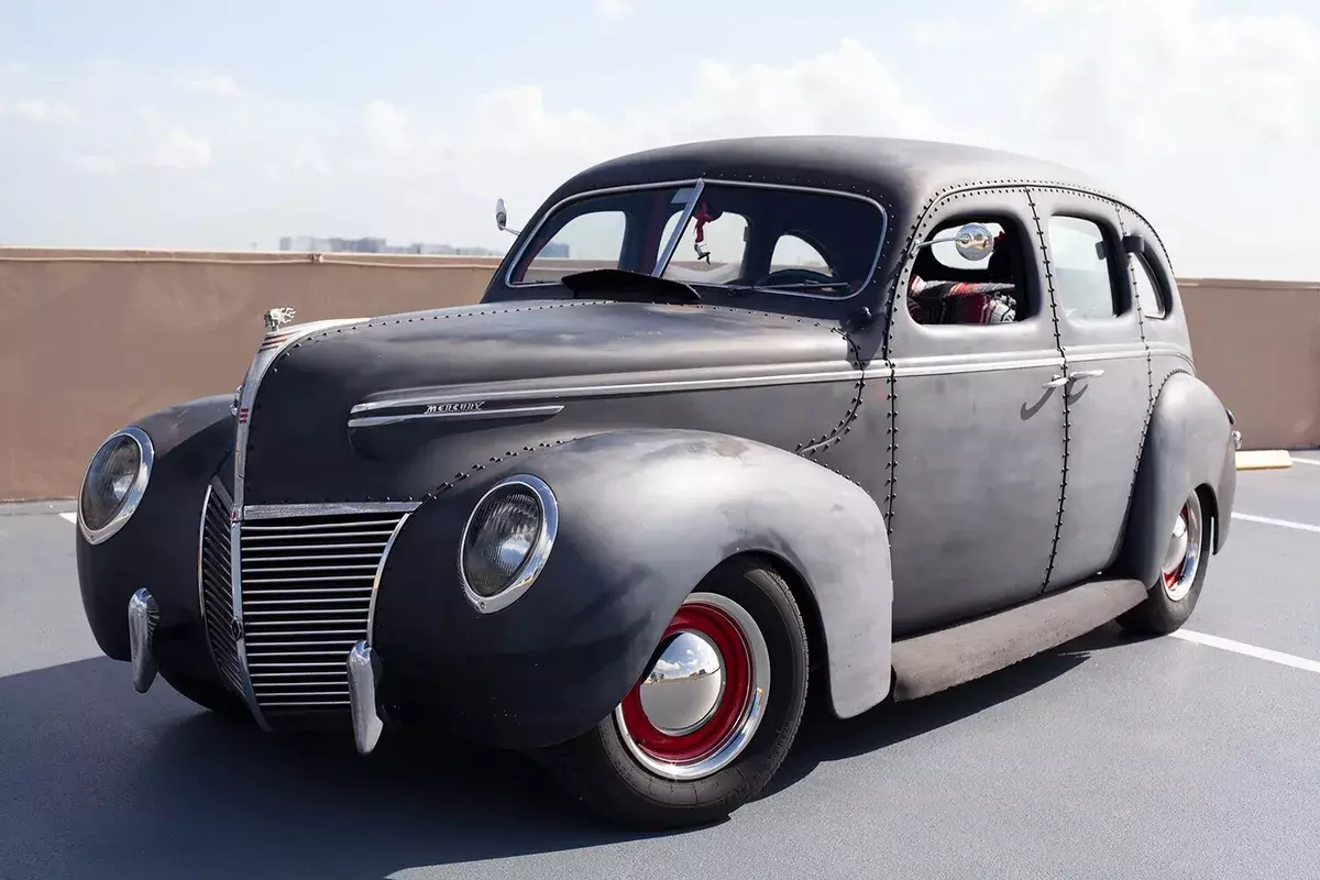 1939 Ford V-8