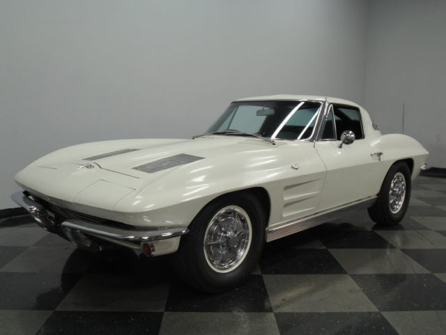 1963 Chevrolet Corvette Split Win