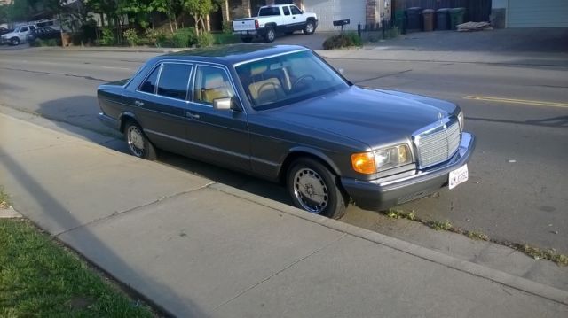 1985 Mercedes-Benz 500-Series