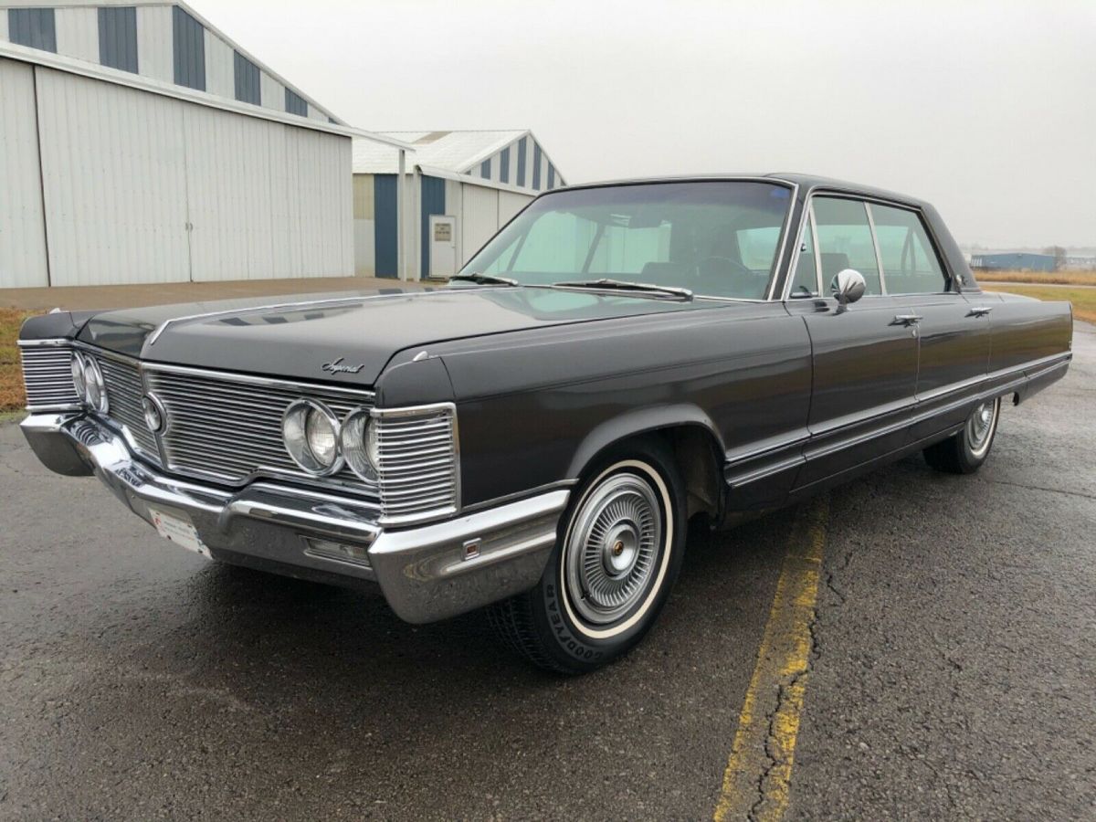 1968 Chrysler Imperial LeBaron