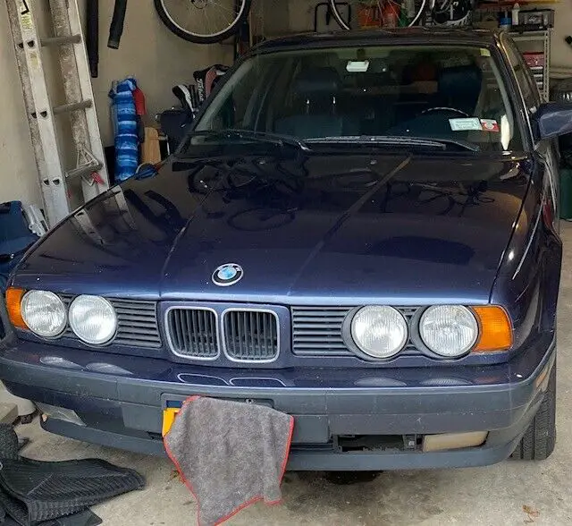 1991 BMW 5-Series Blue