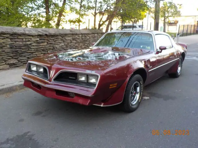 1977 Pontiac Firebird FOR SALE AT LOW PRICE!