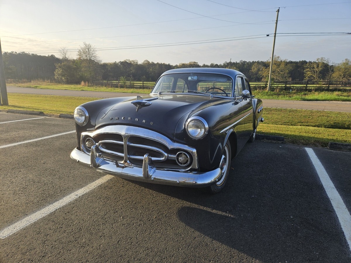 Packard 200 DeLuxe 1951 Packard 200 DeLuxe
