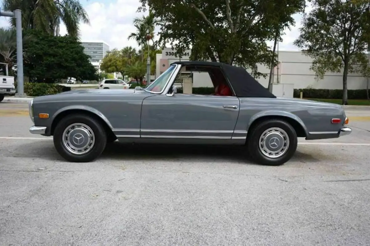 1969 Mercedes-Benz SL-Class CONVERTIBLE