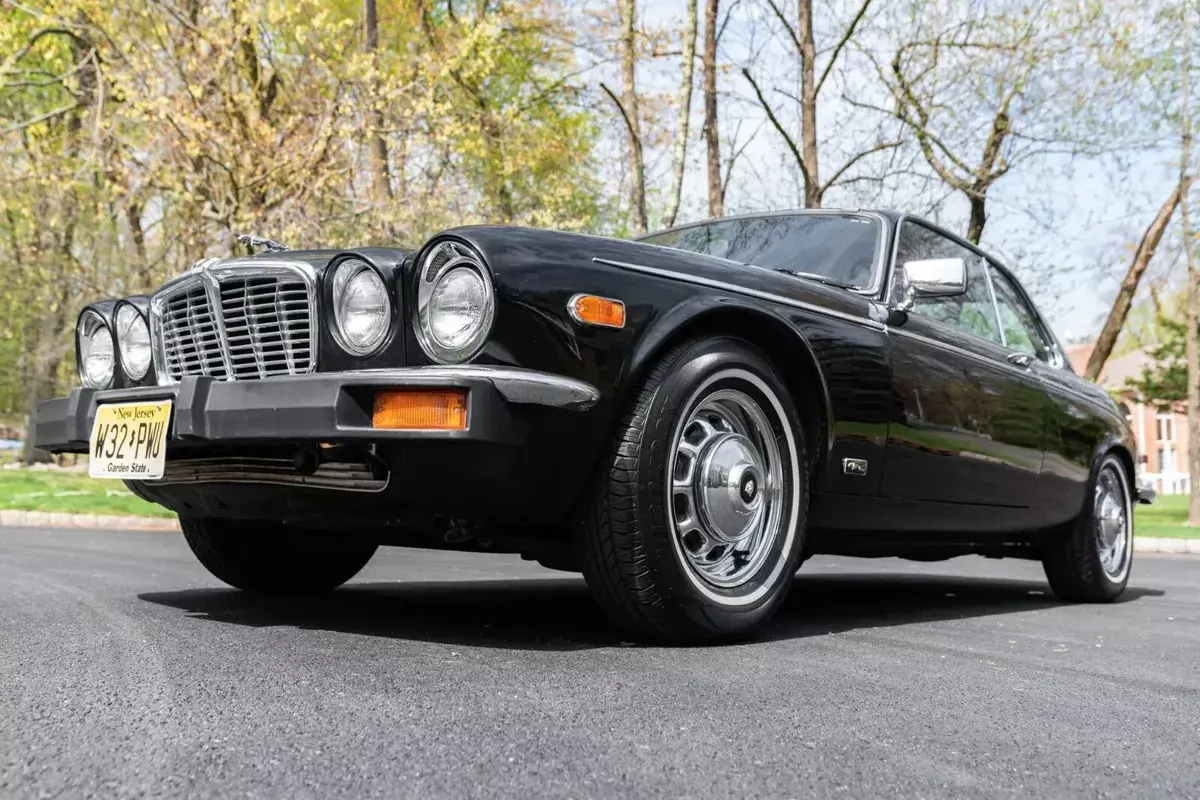 1975 Jaguar XJ