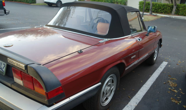 1990 Alfa Romeo Spider Veloce Convertible 2-Door