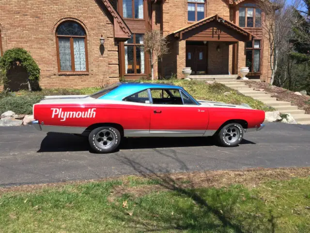 1968 Plymouth Road Runner Hemi Road Runner